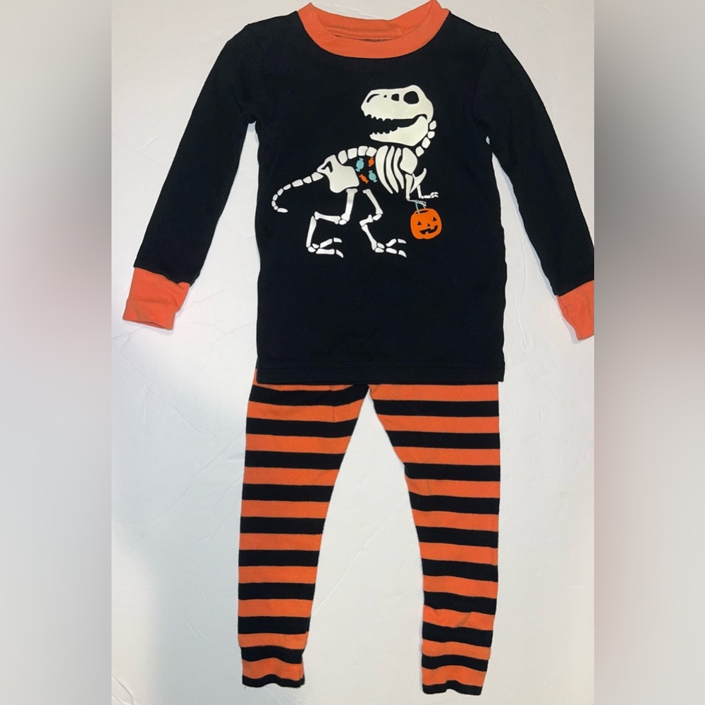 Carter’s Boys Halloween Dinosaur 🦖 Outfit
